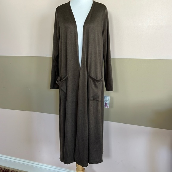 LuLaRoe Sweaters - LuLaRoe Sarah Cardigan, Size M, dark green
